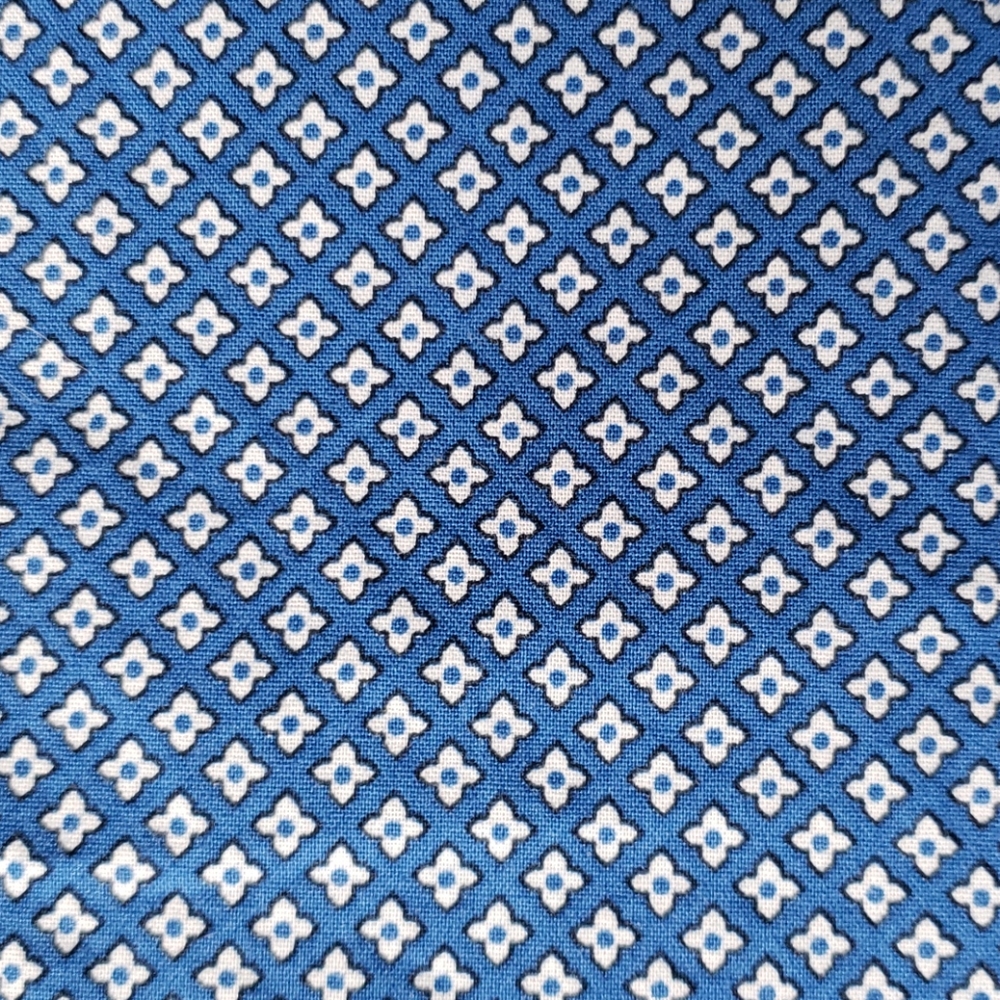 American Eagle Seriously Soft Button Down - Picture 2 of 3